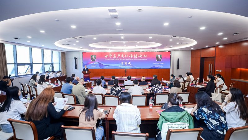 文化传媒办公设备：揭秘批发价格背后的逻辑